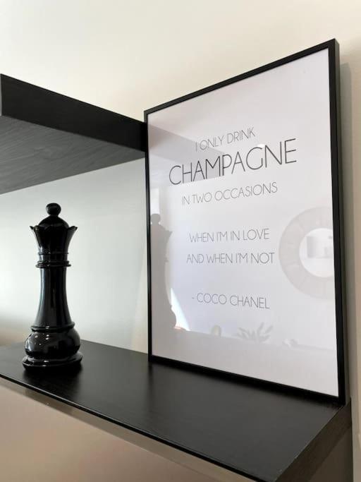 La Comtesse De Montespan Le Chesnay  Ngoại thất bức ảnh